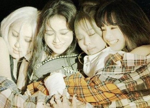 BlackPink được 'bà trùm' Grammy ngỏ ý hợp tác