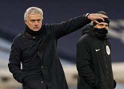 HLV Mourinho tạm an toàn ở Tottenham