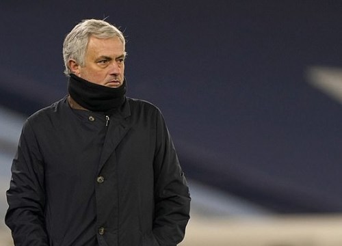 Khi Mourinho không cho đối thủ cơ hội... sống