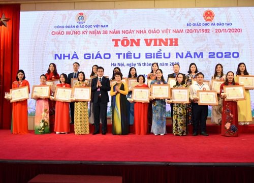 Nền tảng chính sách: Khơi nguồn đổi mới, tạo động lực cho đội ngũ