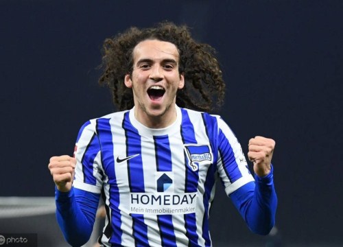 Guendouzi đang ở giai đoạn dậy thì trong bóng đá