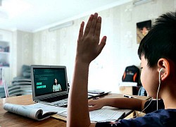 Không internet, không máy tính, làm sao học trực tuyến?