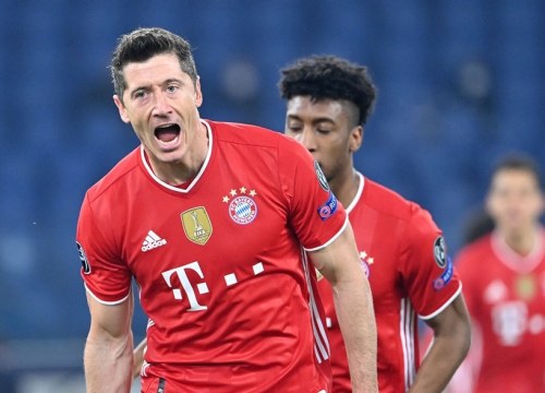 Lewandowski lập công, Bayern đặt một chân vào tứ kết