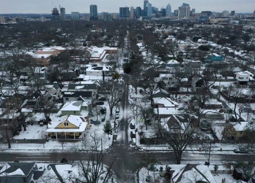 Loạt lãnh đạo điện lực Texas từ chức sau thảm họa băng giá