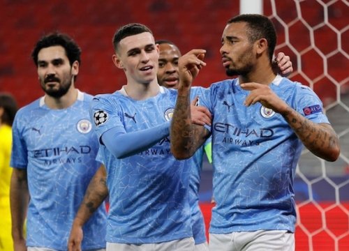 Guardiola: 'Man City thành công nhờ nhiều tiền'