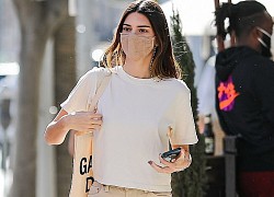 Kendall Jenner xinh đẹp đi chơi cùng bạn bè sau tin đồn chia tay