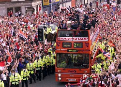 Man City muốn làm lu mờ cú ăn ba lịch sử của MU