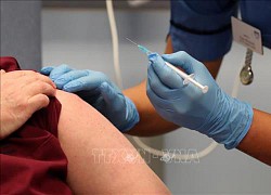 Anh thay đổi chiến lược tiêm chủng vaccine, ưu tiên theo độ tuổi