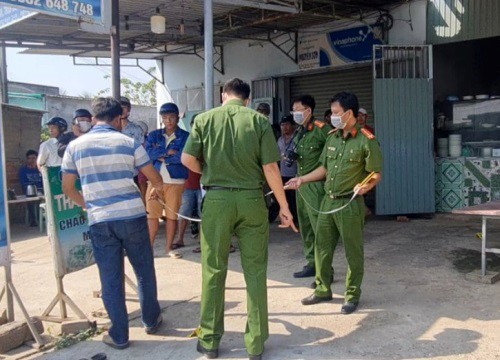 Nghi phạm sát hại chủ quán ăn ra đầu thú