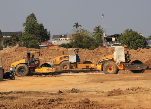 Phấn đấu đến ngày 30 - 4, hoàn thành thi công Dự án đường giao thông nối TP Sầm Sơn với Khu kinh tế Nghi Sơn