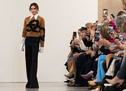 Victoria Beckham thua lỗ nặng nề