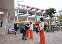 Hà Nội: Trẻ mầm non tới lớp ngày đầu đi học đông &#8216;bất ngờ&#8217;