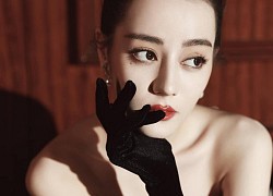 Mất điểm vì tóc ngắn trên thảm đỏ Weibo, nhưng Look 2 của Địch Lệ Nhiệt Ba lại khiến netizen chao đảo