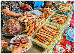 Những chiếc bánh mì cay Hải Phòng