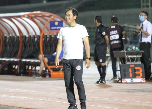 Cựu giám đốc kỹ thuật Liên đoàn bóng đá Nhật Bản "bay ghế" ở Sài Gòn FC