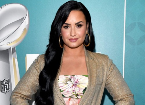 Demi Lovato muốn xin con nuôi