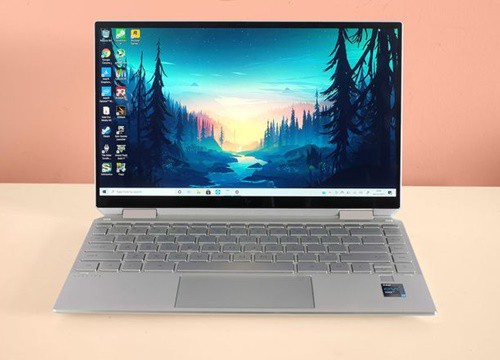 HP Spectre x360 13 Sáng tạo nội dung và chơi game cơ động