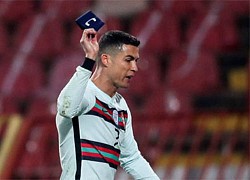 Ronaldo chịu bất công và bài toán khó của UEFA