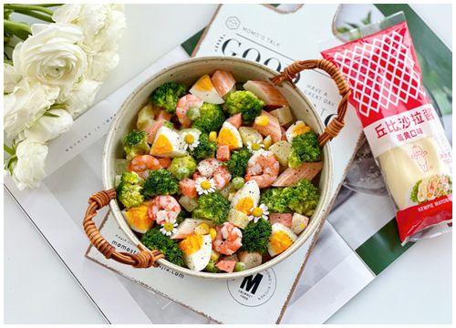 Món salad lợi đủ đường, làm dễ lại nhanh, ai ăn cũng sẽ mê ngay tắp lự