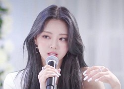 Yuna (ITZY) khi bỏ mái: Visual gây sốc, được ví như nữ chính phim highteen