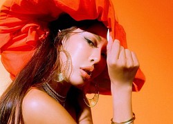 Rapper Jessi khóc mỗi ngày