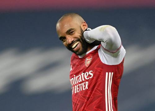 Arsenal sẵn sàng bán Lacazette