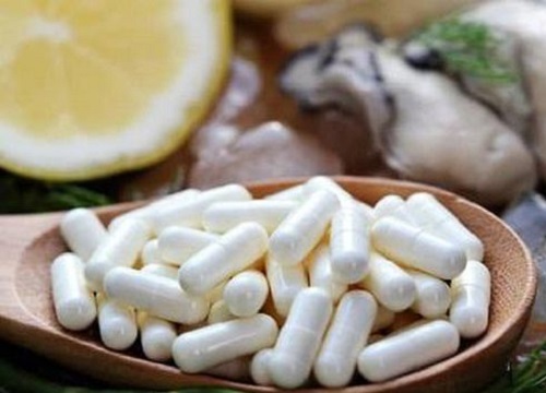 Bổ sung kẽm và vitamin C không giúp chống lại COVID-19