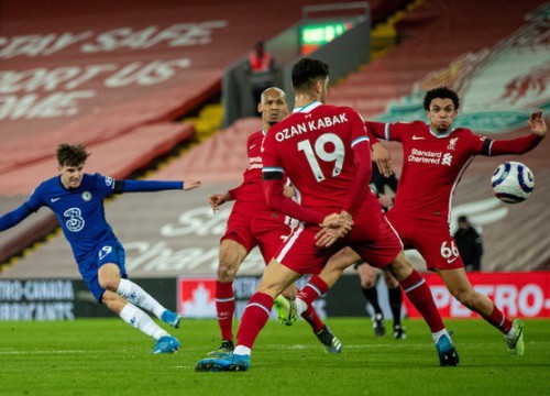 Thất bại trước Chelsea, Liverpool lập kỷ lục đáng buồn nhất lịch sử