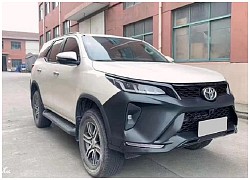 Toyota Fortuner cũ tại Việt Nam &#8220;biến hình&#8221; Legender chỉ 48 triệu