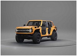 Xem kỹ sư Ford tháo rời từng phần ngoại thất của Bronco 2021