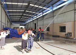Chàng lính cứu hỏa Thanh Hoá nhường bình dưỡng khí cho nạn nhân