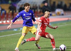 Giải hạng Nhất khả năng sẽ có trợ lý trọng tài nữ; Hà Nội FC mới khởi động đã 'chết máy'
