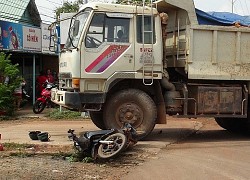 Người đàn ông bị xe ben đâm, kéo lê gần 5m giữa đêm khuya &#8211; camera an ninh &#8220;bóc&#8221; lỗi nghiêm trọng trước đó