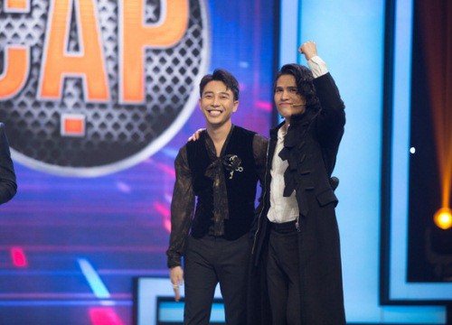 Quốc Thiên không ngần ngại tố những lần bị Hoàng Ku "tra tấn" khi cùng đi hát karaoke