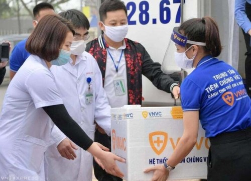 Sáng nay bắt đầu tiêm vaccine Covid-19