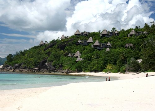 Seychelles mở cửa đón khách quốc tế trong tháng 3