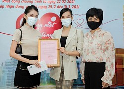 Thảo Nhi, Thùy Dung ủng hộ mua vaccine ngừa Covid-19