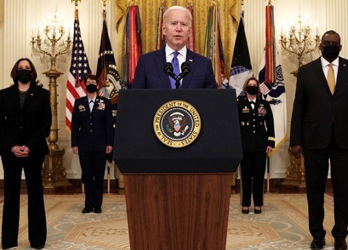 Biden quên tên Bộ trưởng Quốc phòng