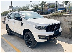 Ford Everest Sport 2021 xuất hiện tại đại lý, giá bán 1,112 tỷ đồng