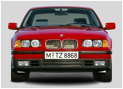 Lưới tản nhiệt quả thận của BMW thay đổi ra sao sau gần 90 năm