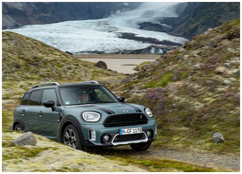 MINI Countryman mới ra mắt tại Việt Nam, giá hơn 2,4 tỷ đồng