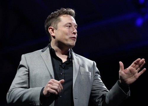 Elon Musk đề cao ngủ đủ giấc