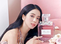 Phải chăng vai vế của Jisoo vẫn kém Suzy dù cùng là đại sứ thương hiệu của Dior?