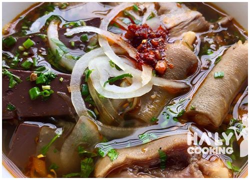 Tuyệt kỹ bún bò Huế tại gia ngon nức nở