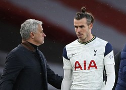 Bale tỏ thái độ với Mourinho khi bị thay sớm