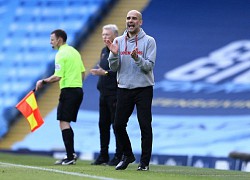 HLV Pep Guardiola chê bai thậm tệ sân nhà Etihad