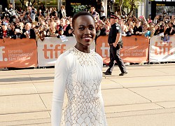 Lupita Nyong'o - 'chiến binh da màu' gợi cảm và táo bạo trên thảm đỏ