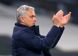 Mourinho mỉa mai vị trí thứ 10 của Arsenal