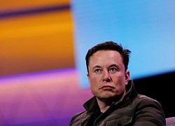 Nhà đầu tư Tesla kiện Elon Musk vì các dòng tweet 'vạ miệng'