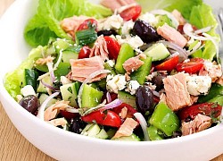 Salad ức gà, ớt chuông cho hội chị em muốn đủ chất mà vẫn giảm được cân